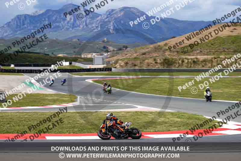 cadwell no limits trackday;cadwell park;cadwell park photographs;cadwell trackday photographs;enduro digital images;event digital images;eventdigitalimages;navarra;no limits trackdays;peter wileman photography;racing digital images;trackday digital images;trackday photos